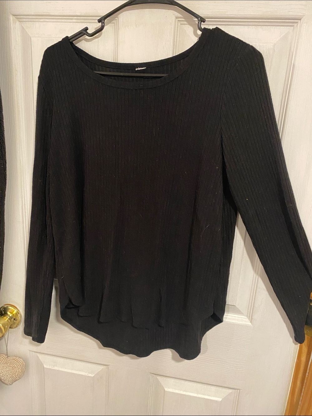 Black Ribbed Long-Sleeve Women's Top